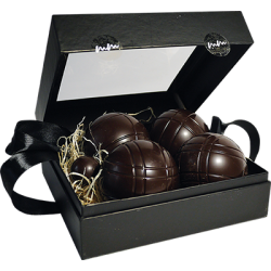 boules-de-pétanques-en-chocolat-noir-maison-maxime-chocolaterie-et-gourmandise-fabrication-artisanale-normandie-picardie